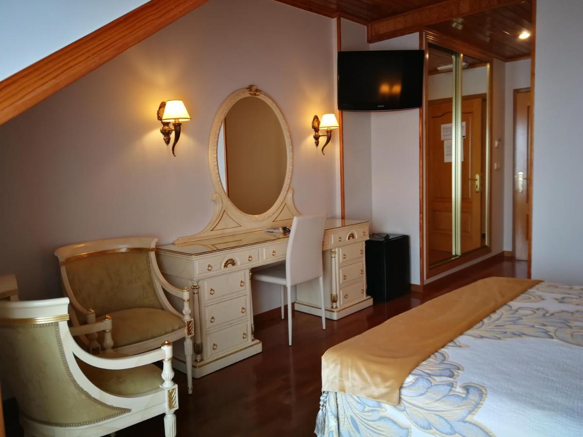 Hotel Playa Compostela Вилагарсия де Ароуса Екстериор снимка