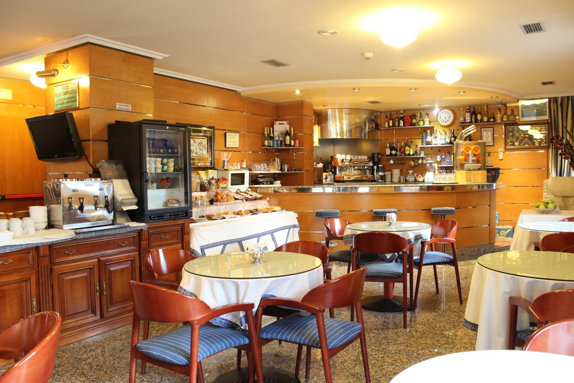 Hotel Playa Compostela Вилагарсия де Ароуса Екстериор снимка