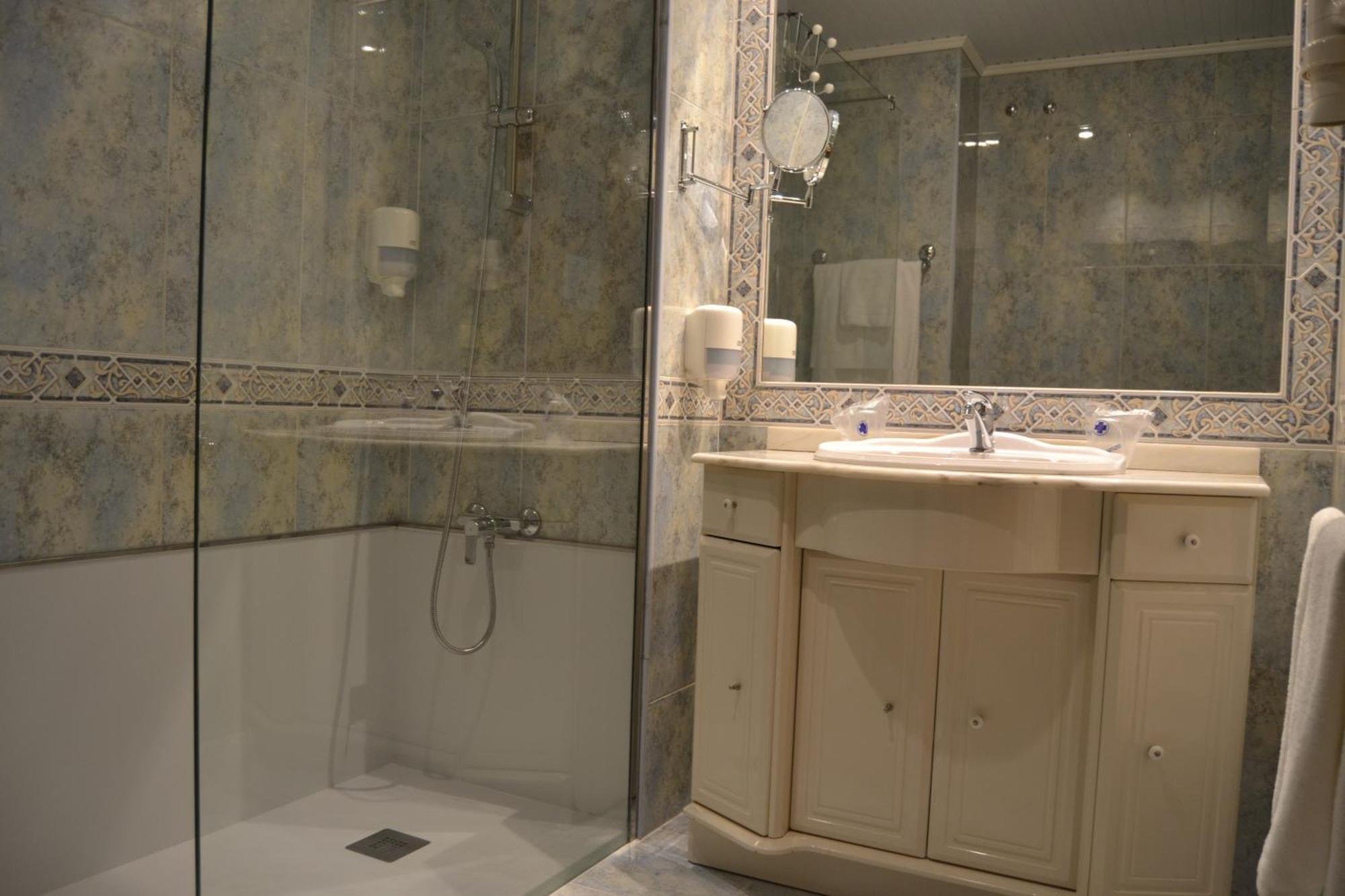 Hotel Playa Compostela Вилагарсия де Ароуса Екстериор снимка