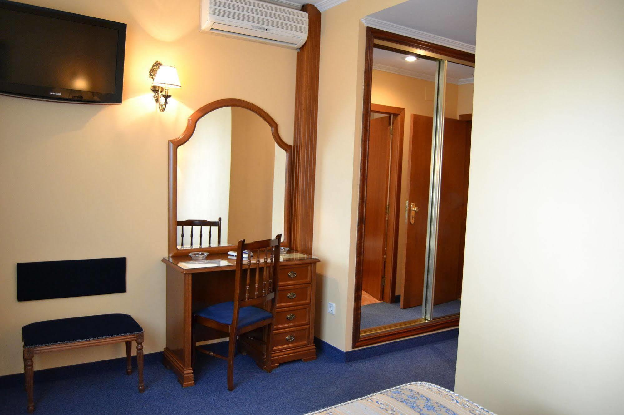 Hotel Playa Compostela Вилагарсия де Ароуса Екстериор снимка